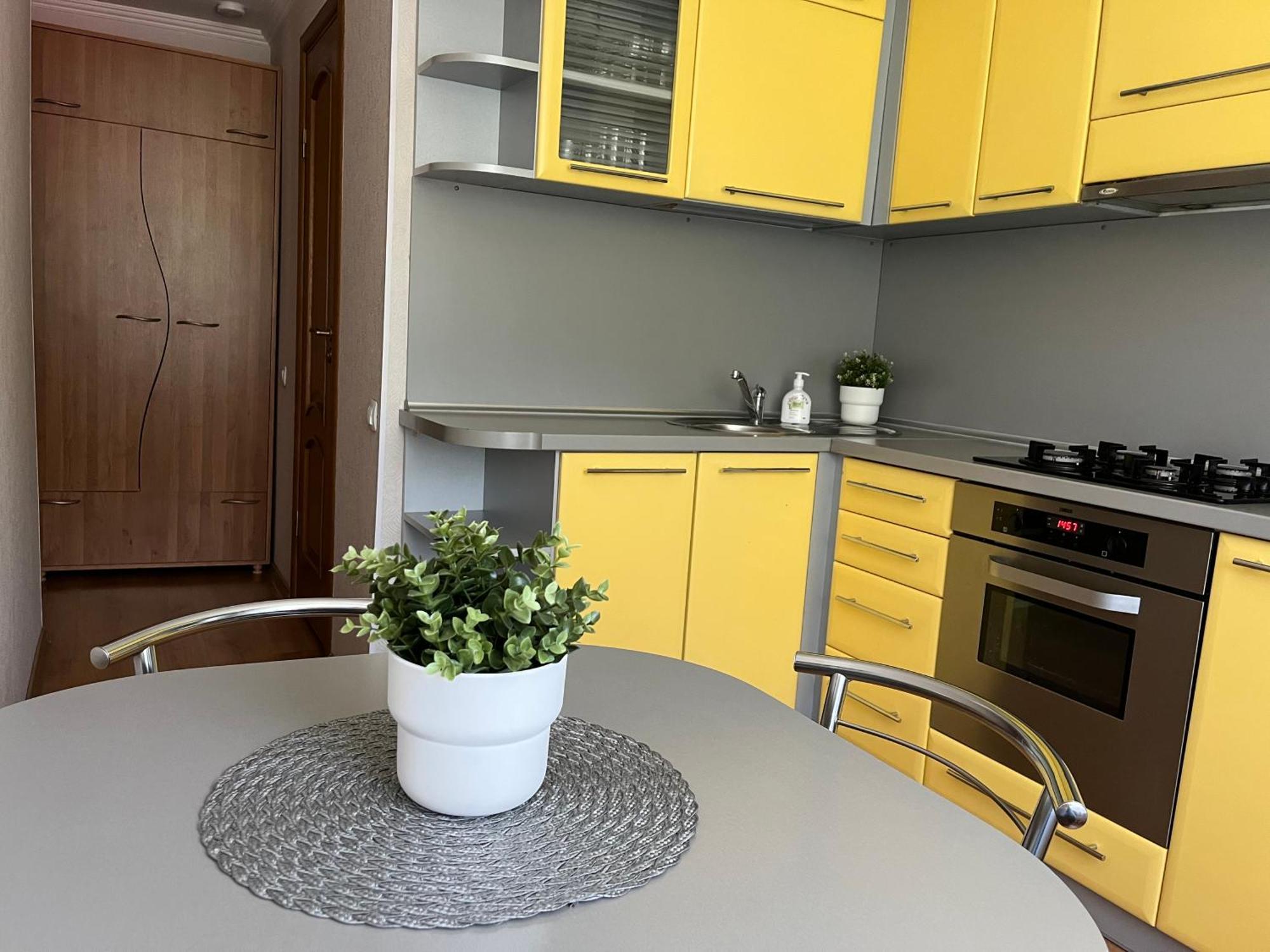 Center Two Bedroom Apartment Daugavpils Exteriör bild
